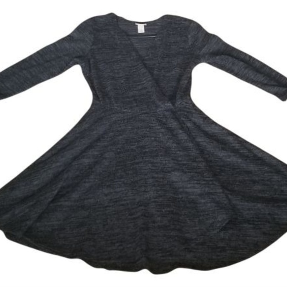 Mossimo Supply Co. Dresses & Skirts - NWT Mossimo Long Sleeve Flowy Gray Dress, Medium